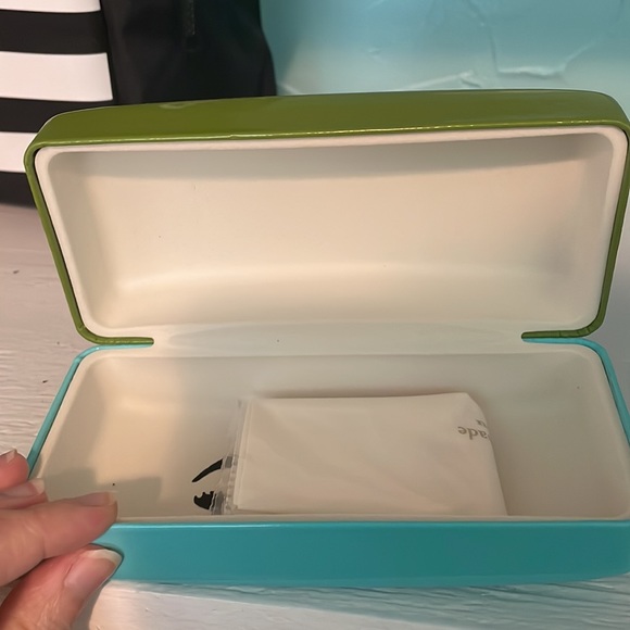 Kate spade sunglasses - Picture 5 of 5